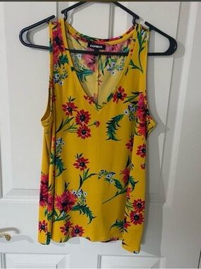 Express Yellow Floral V-Neck Camisole